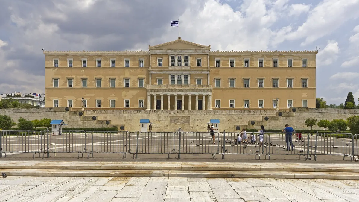Το κτίριο της Βουλής των Ελλήνων στην Αθήνα